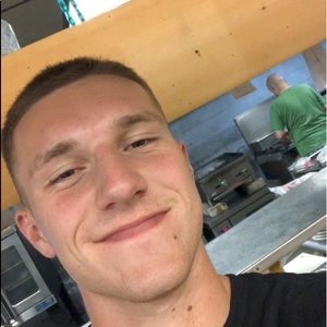 Meet your Posher, Chase